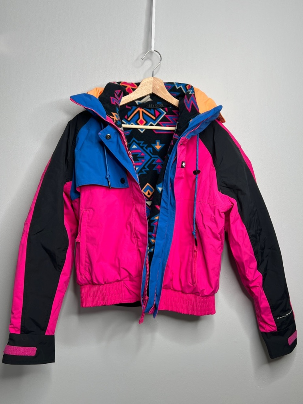 Columbia Women's Pink & Black Colorblock Ski Jacket Retro Size Medium